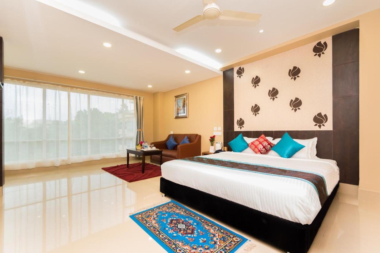 Central Courtyard Boutique Hotel Siliguri Extérieur photo